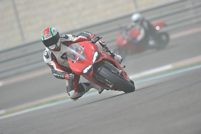 2012 Ducati Panigale S 4. İçerik Fotoğrafı