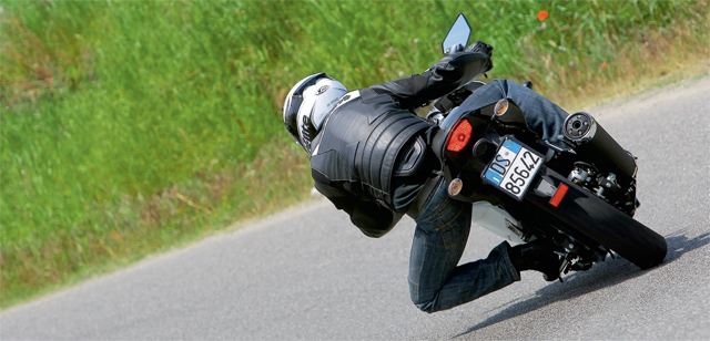 2012 Honda CBR250R & Kawasaki Ninja 250R 3. İçerik Fotoğrafı