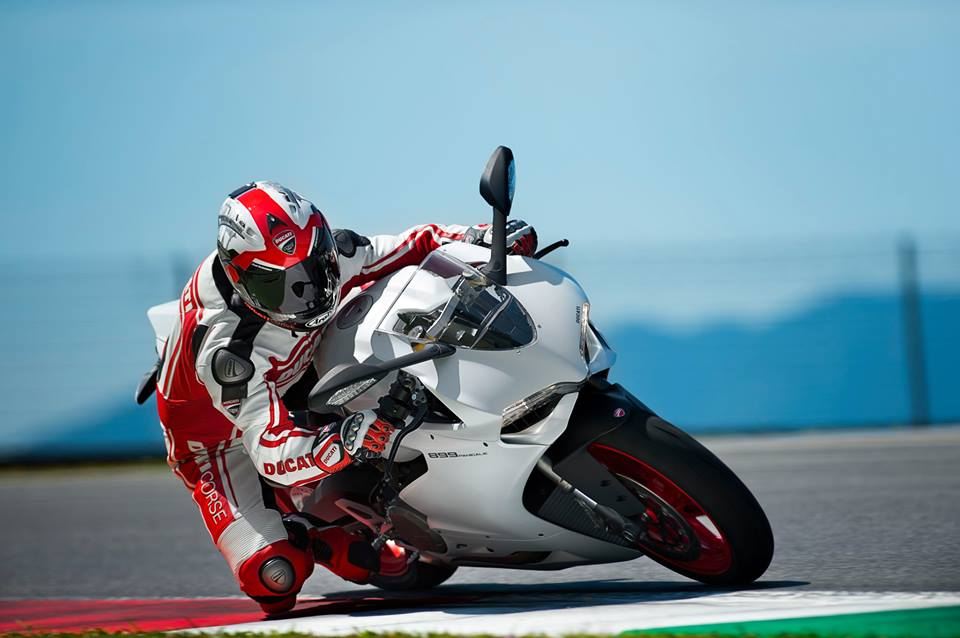 2014 Ducati 899 Panigale  4. İçerik Fotoğrafı