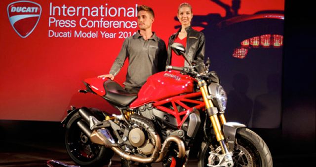 2014 Ducati Monster 1200 ve 1200 S 1. İçerik Fotoğrafı