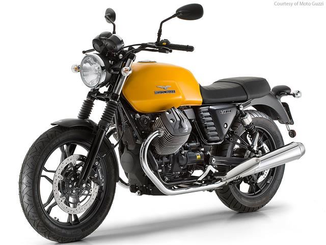 2015 Moto Guzzi V7 II 1. İçerik Fotoğrafı