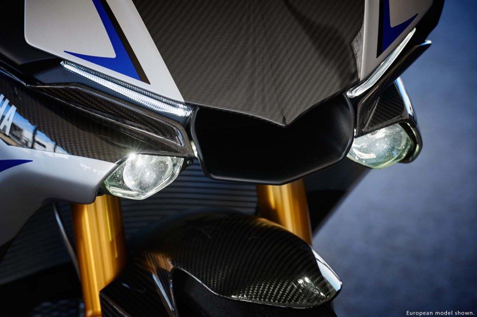 2015 Yamaha YZF-R1M — O Bir Pist Canvarı! 5. İçerik Fotoğrafı