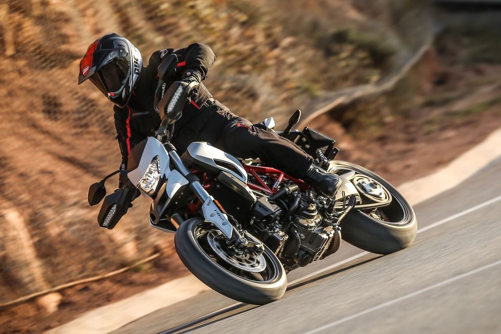 2016 Ducati Hypermotard 939 – Detaylar Açıklandı! 2. İçerik Fotoğrafı