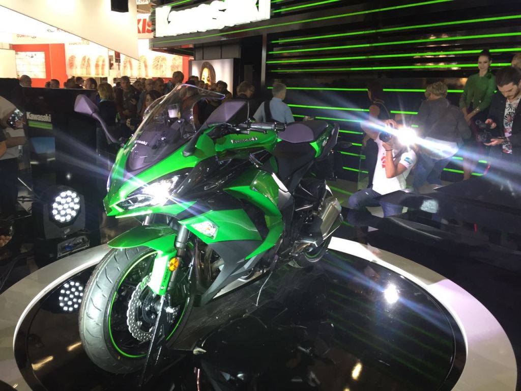 2017 Kawasaki Z1000SX - Intermot 2016  1. İçerik Fotoğrafı