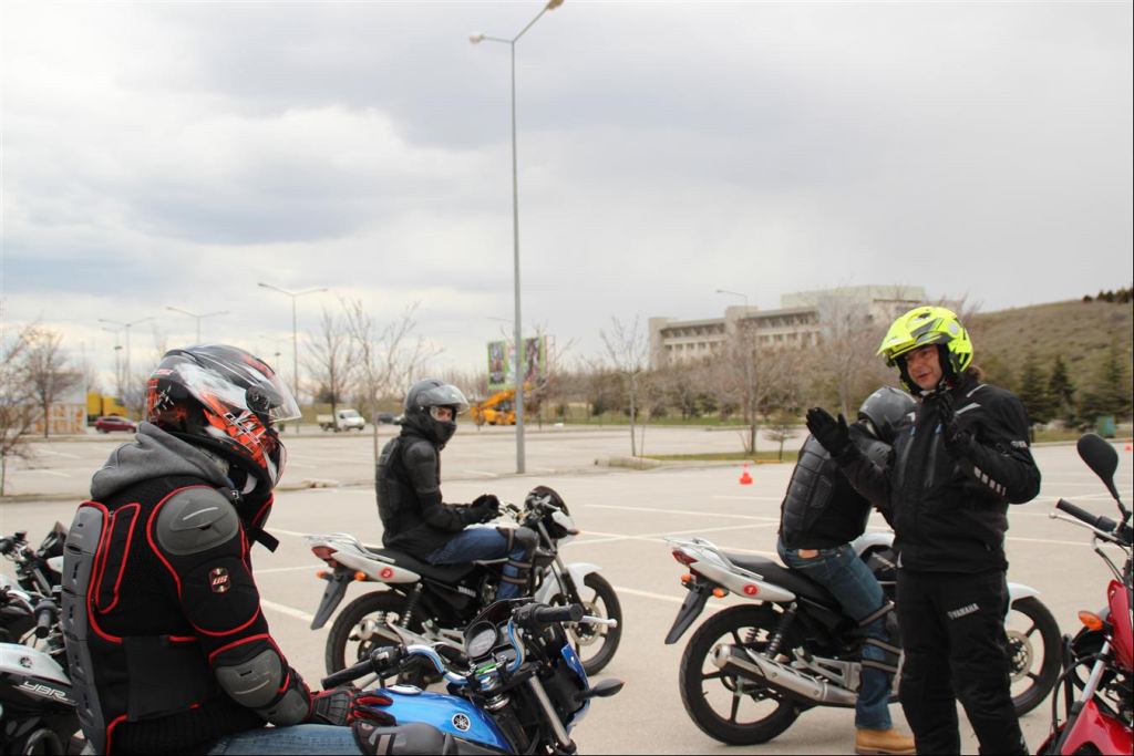 Ankara'da Motosikletin Kalbi Üniversitelerde Atıyor 7. İçerik Fotoğrafı