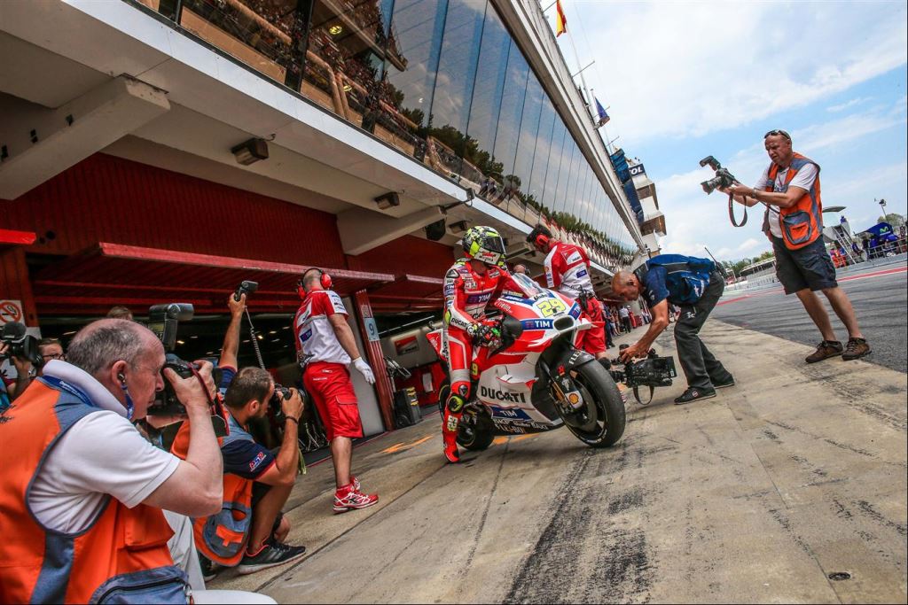 Bir MotoGP Sürücüsünün Yarış Haftası Nasıl Geçer?  7. İçerik Fotoğrafı