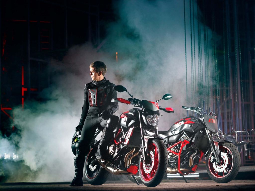 Bir Stunt Makinesi: 2015 Yamaha MT-07 Moto Cage! 2. İçerik Fotoğrafı