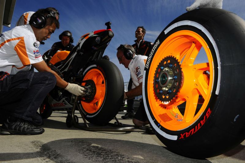 Bridgestone ile MotoGP’nin Yolları 2015’te Ayrılıyor 3. İçerik Fotoğrafı