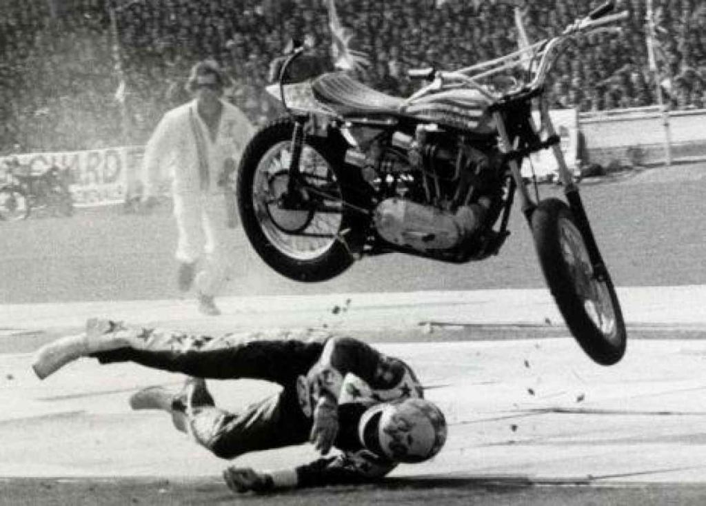 Doug Danger, Motosiklet Şeytanı Lakaplı Evel Knievel’in Rekorunu Kırdı!  1. İçerik Fotoğrafı