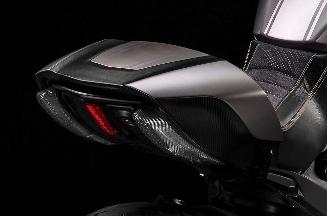 Ducati Diavel Titanium Sınırlı Sayıda Geliyor! 4. İçerik Fotoğrafı