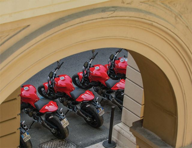 Ducati Monster 821 İnceleme 9. İçerik Fotoğrafı