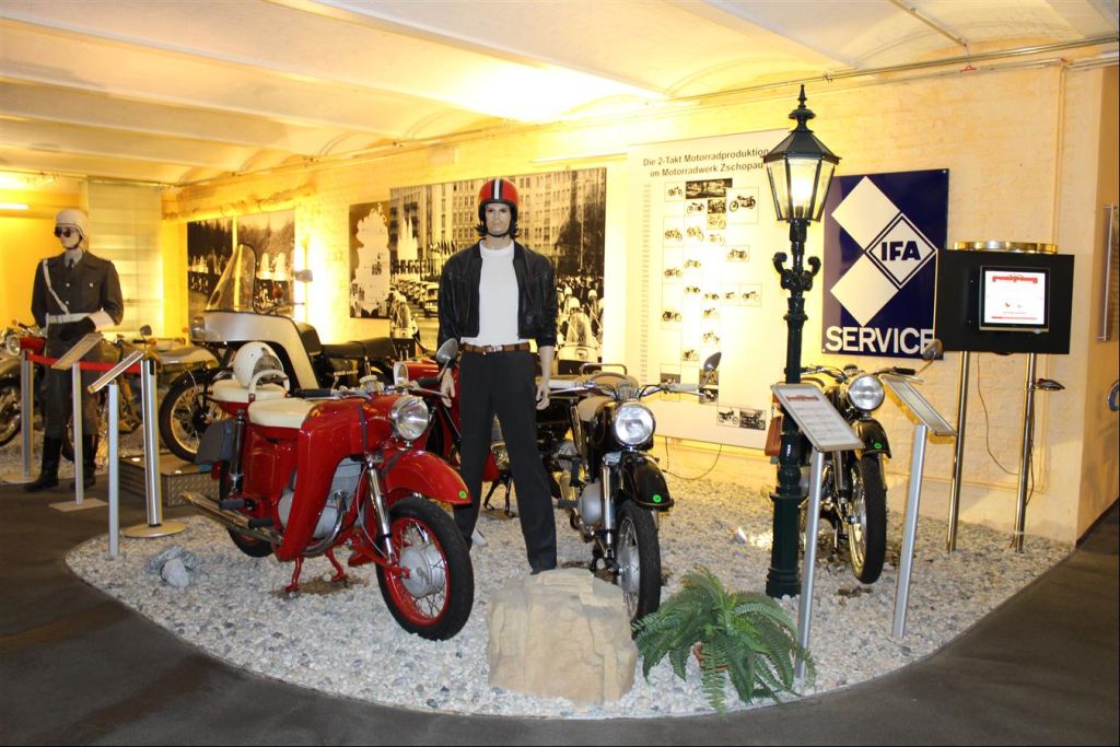 First Berlin Gdr Motorcycle Müzesi’ndeyiz 4. İçerik Fotoğrafı