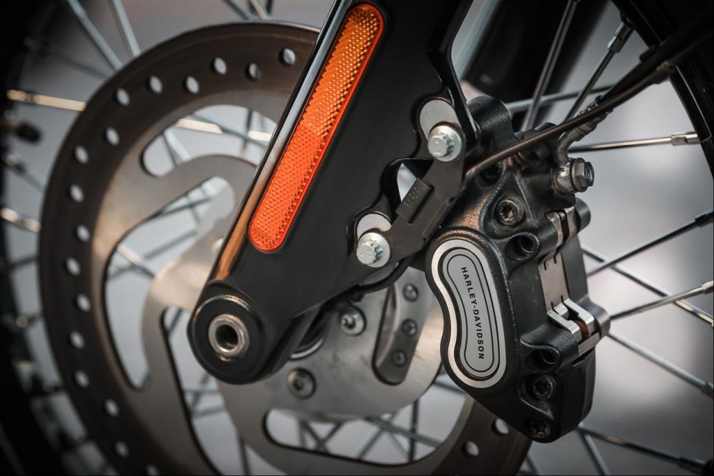 Harley Davidson’dan Kadife Devrim: Softail Custom’lar  23. İçerik Fotoğrafı
