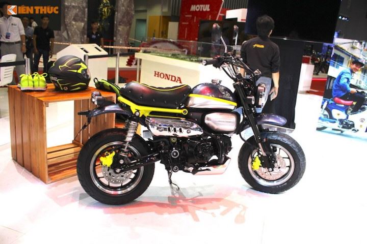 Honda Monkey 125 Metal Haliyle Vietnam Motosiklet Fuarı’nda!  2. İçerik Fotoğrafı