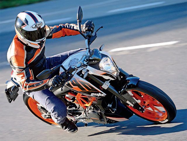 KTM 390 Duke - Honda CB500F 6. İçerik Fotoğrafı