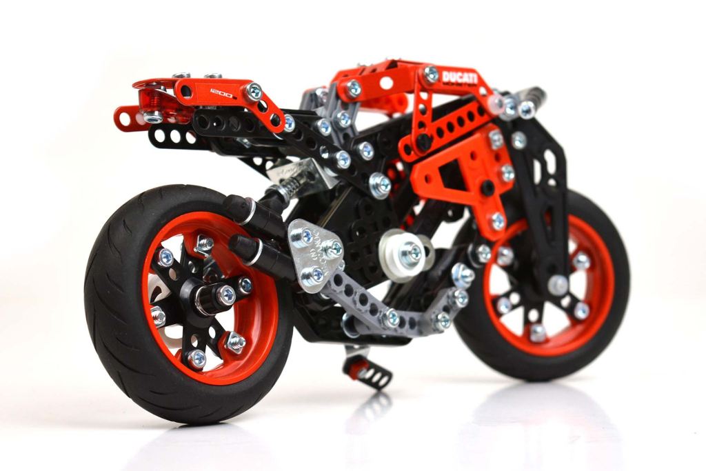 Meccano ve Ducati'den Monster 1200 S Maketi 3. İçerik Fotoğrafı