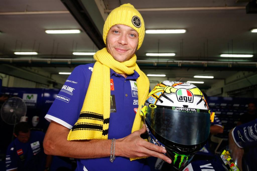 Rossi ve Iannone Yeni Kasklarını Tanıttılar 3. İçerik Fotoğrafı