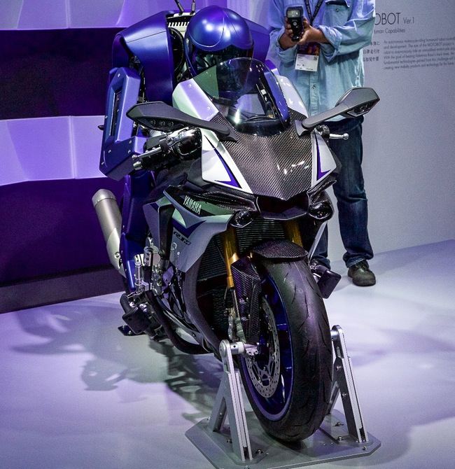 Yamaha'dan Motosiklet Süren Robot: Motobot! 5. İçerik Fotoğrafı